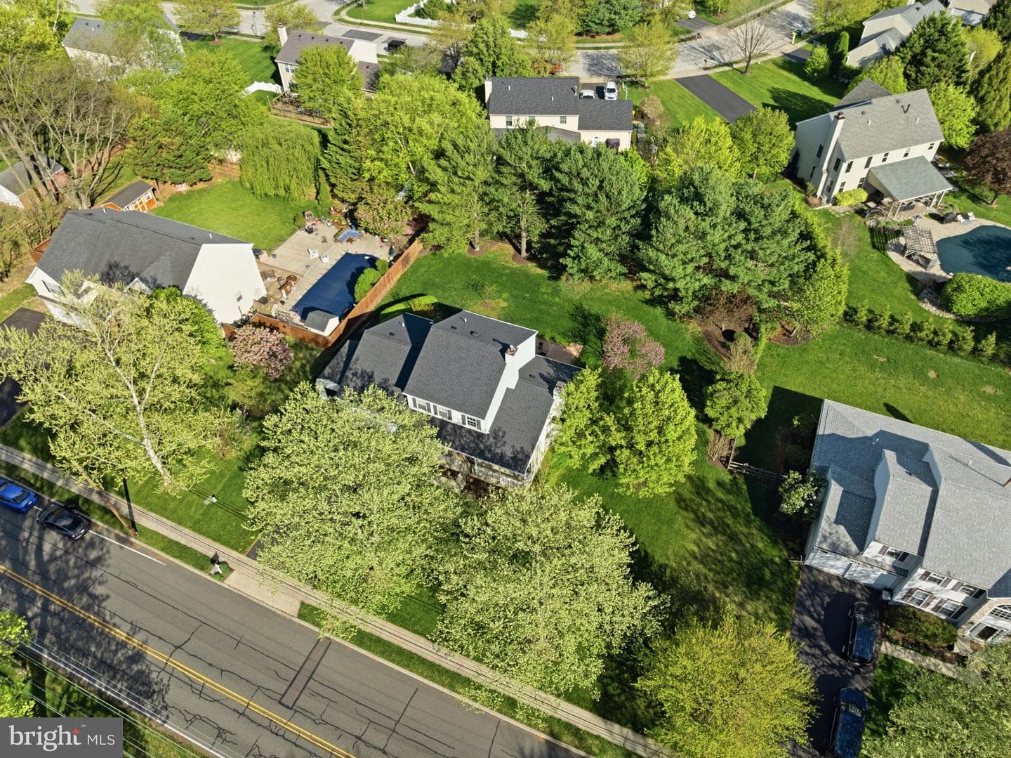 242 Vaughn Road photo 57