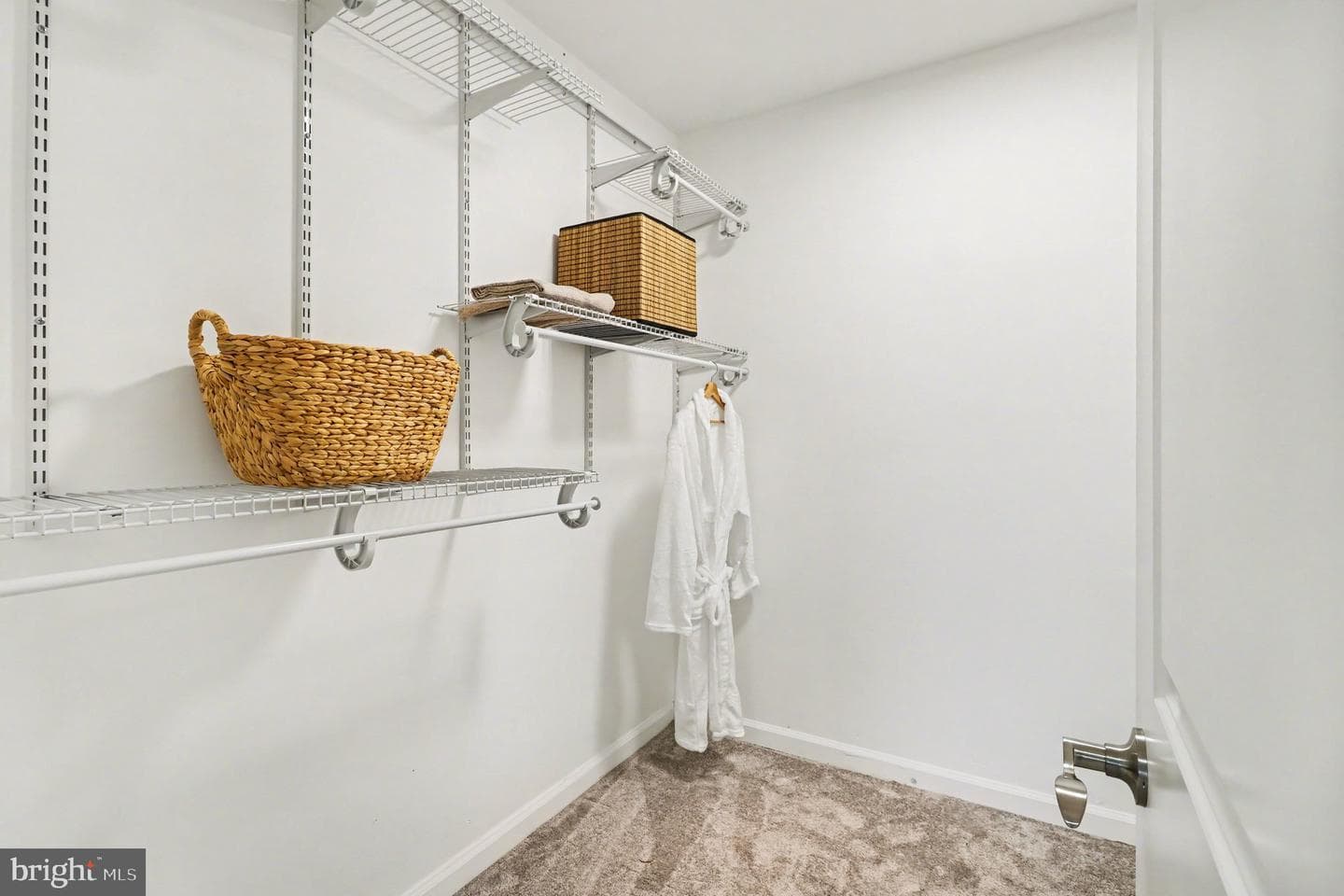 7804 Louise Lane photo 16