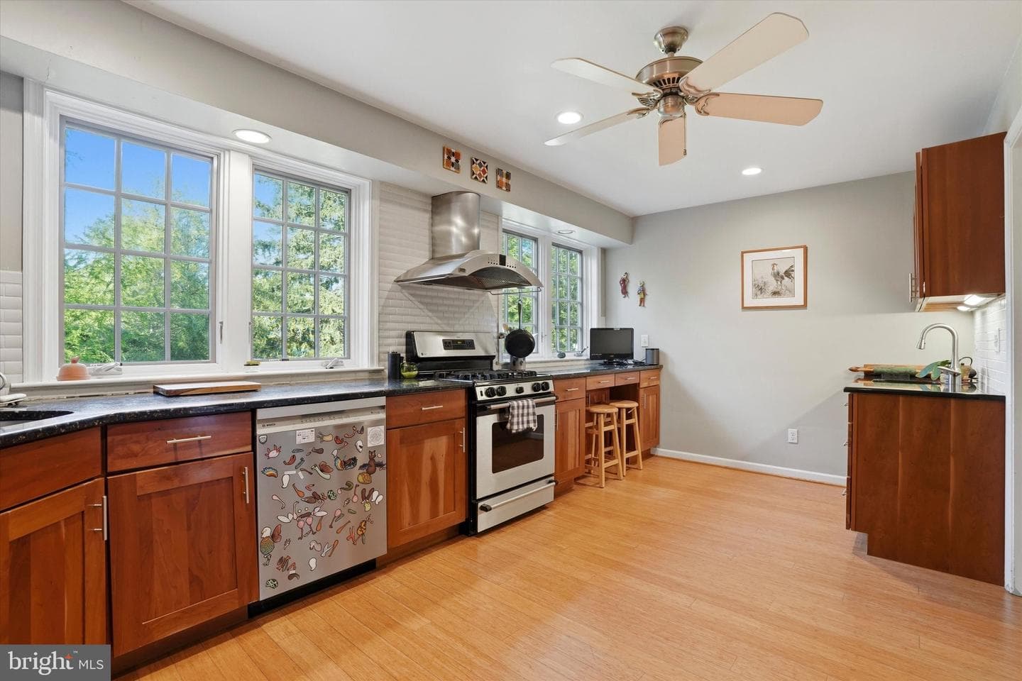 8643 Montgomery photo 10