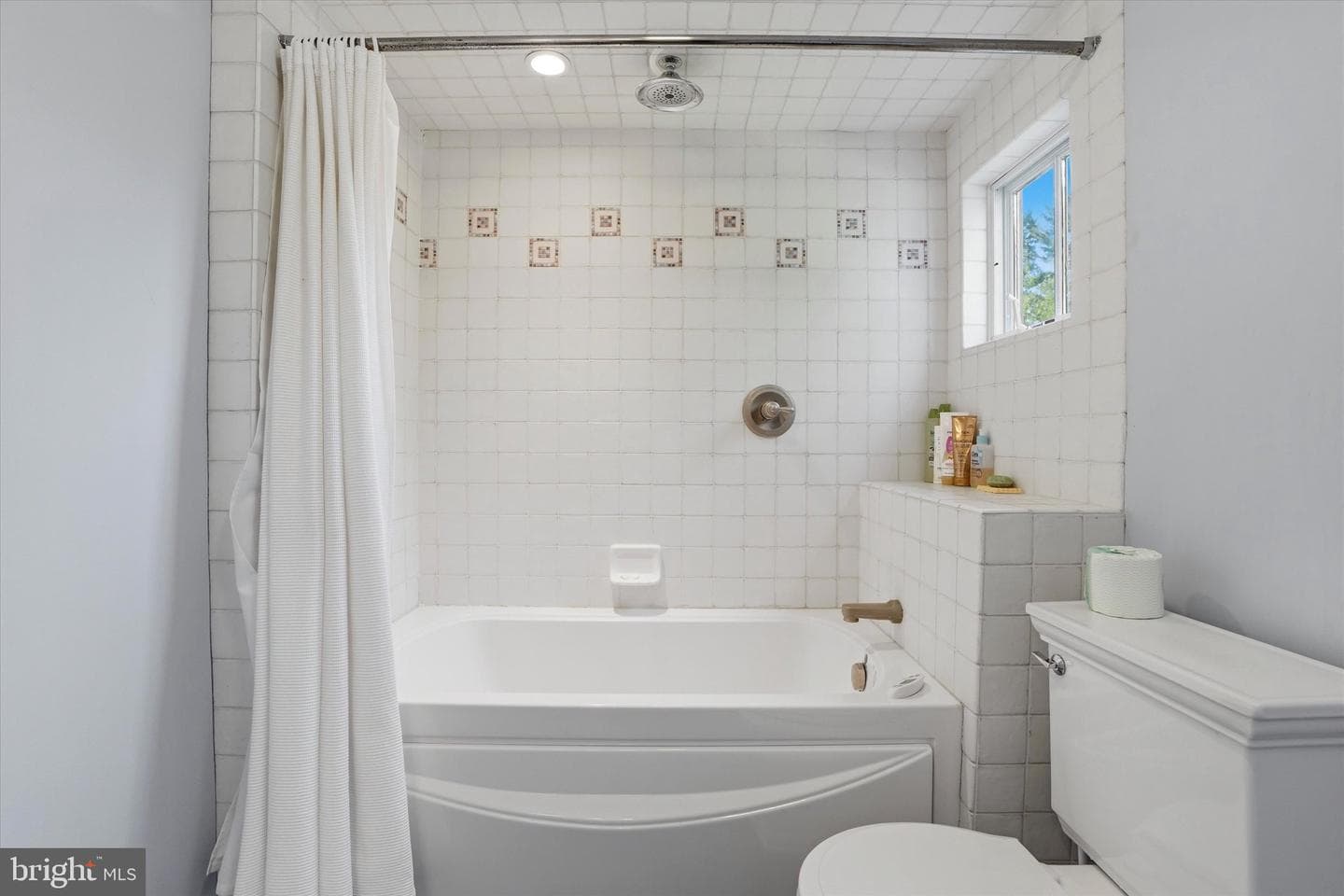 8643 Montgomery photo 24