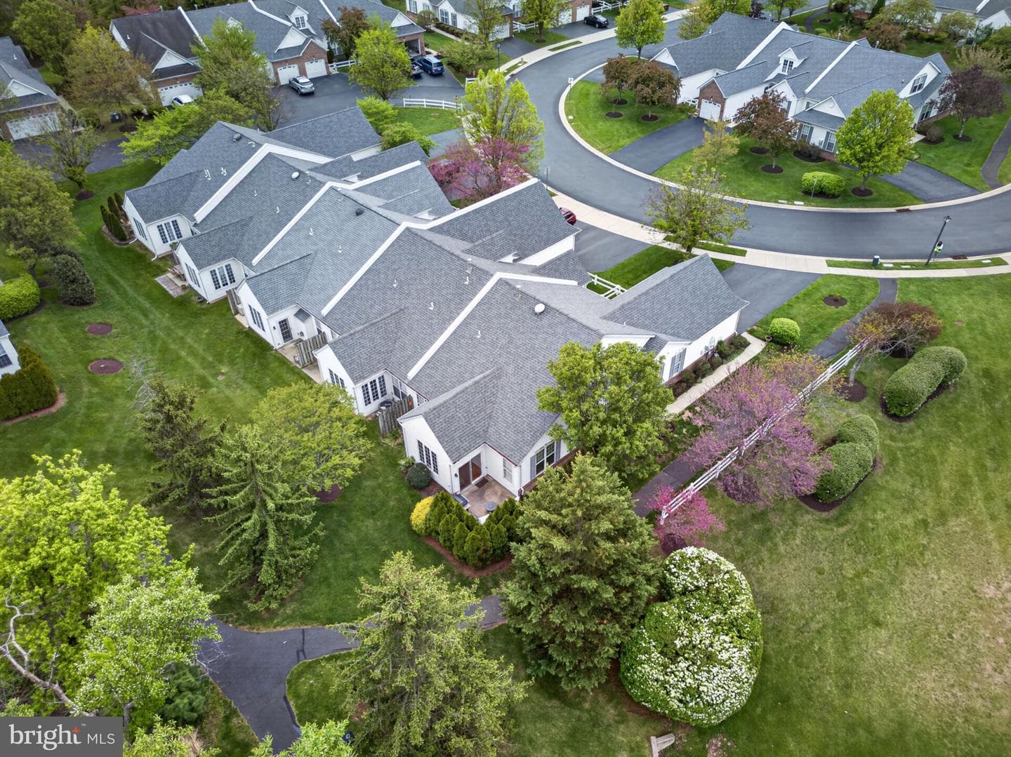 90 Newbury Way photo 43