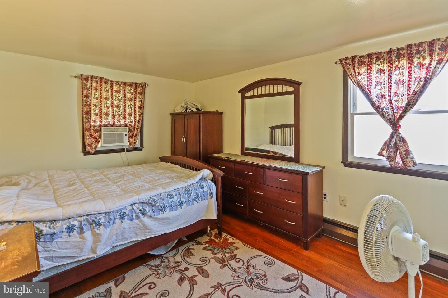 418 Jefferson Street photo 11