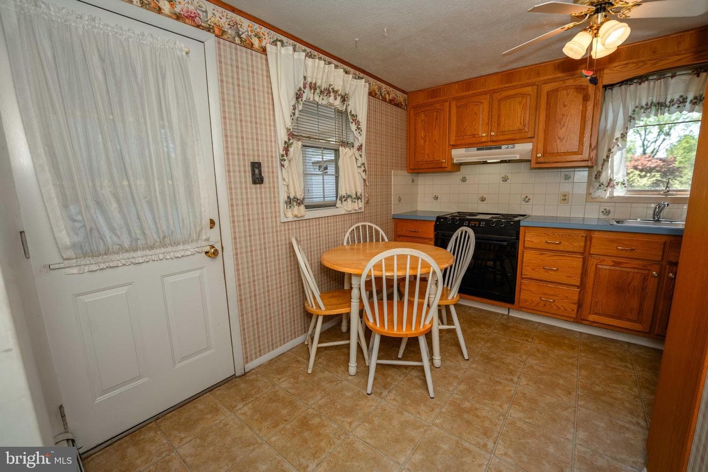 18 Mulberry Lane photo 15