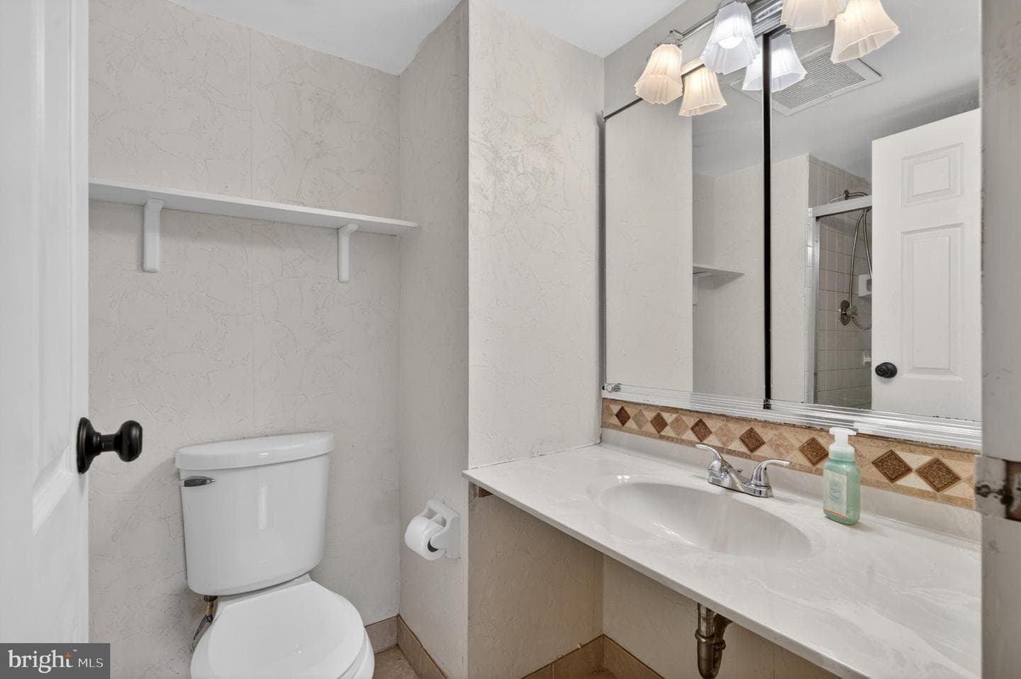 666 W Germantown Pike #2213 photo 17