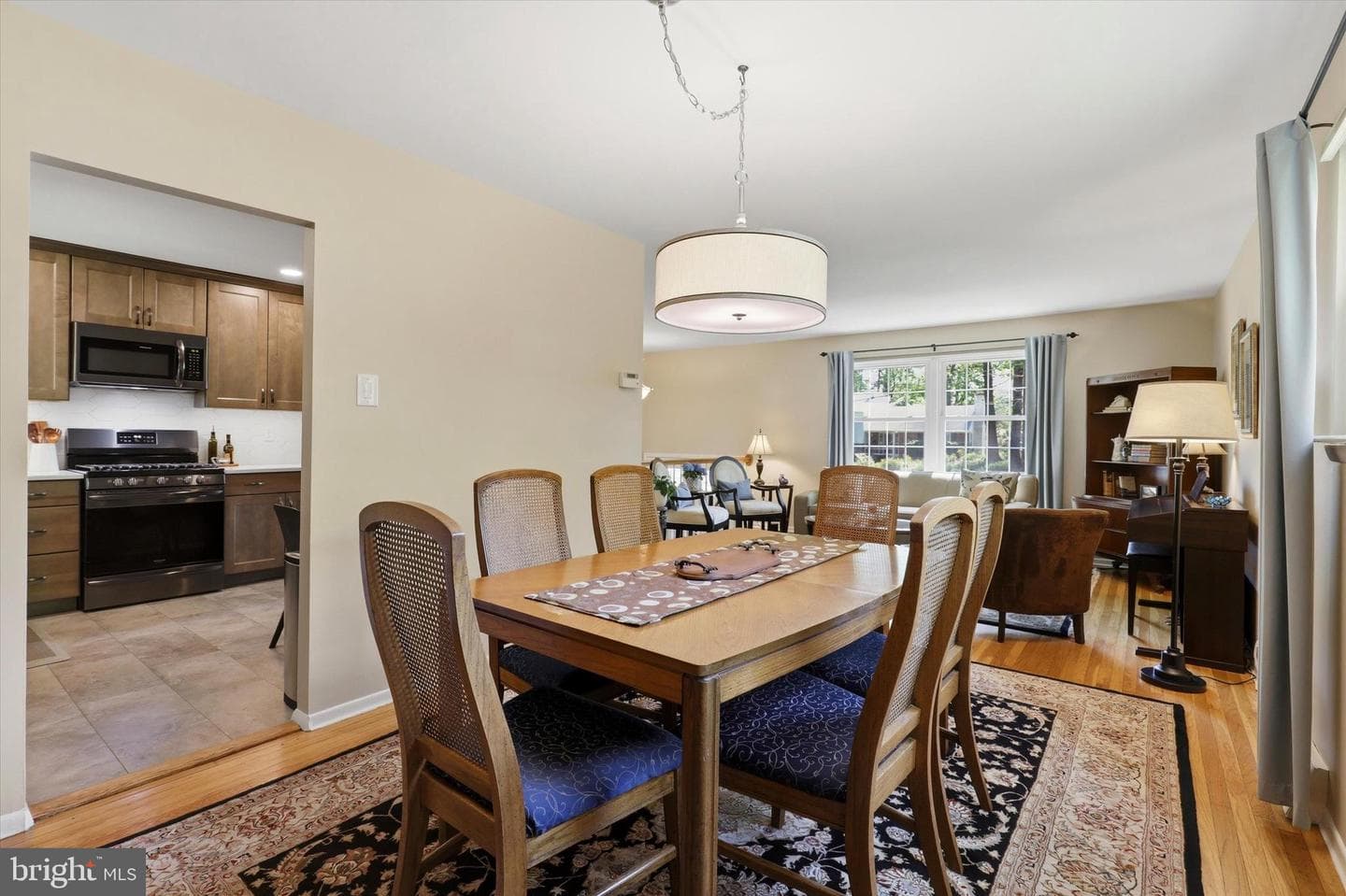 118 Clarrige Drive photo 6