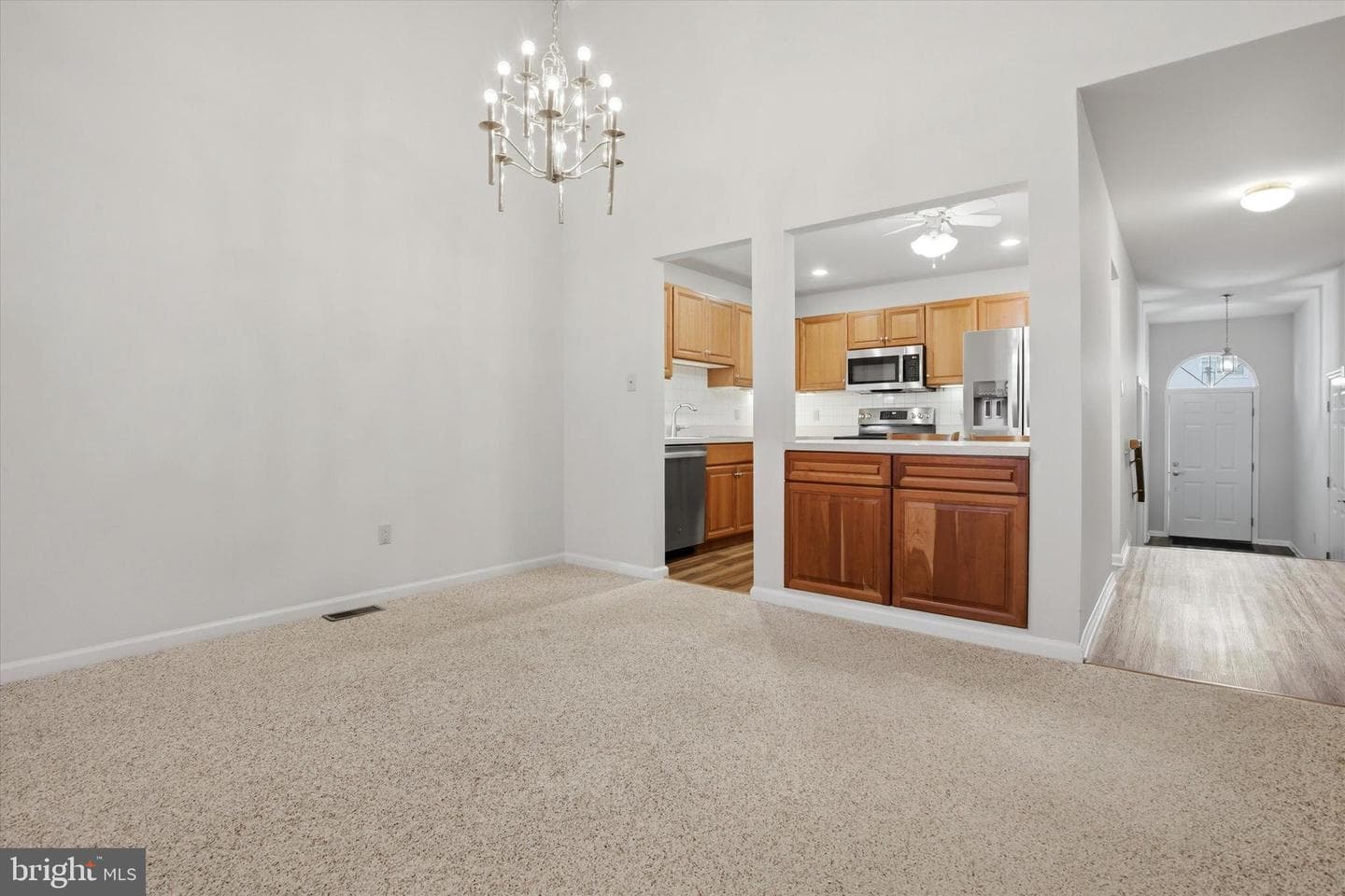 616 Manor Drive photo 9