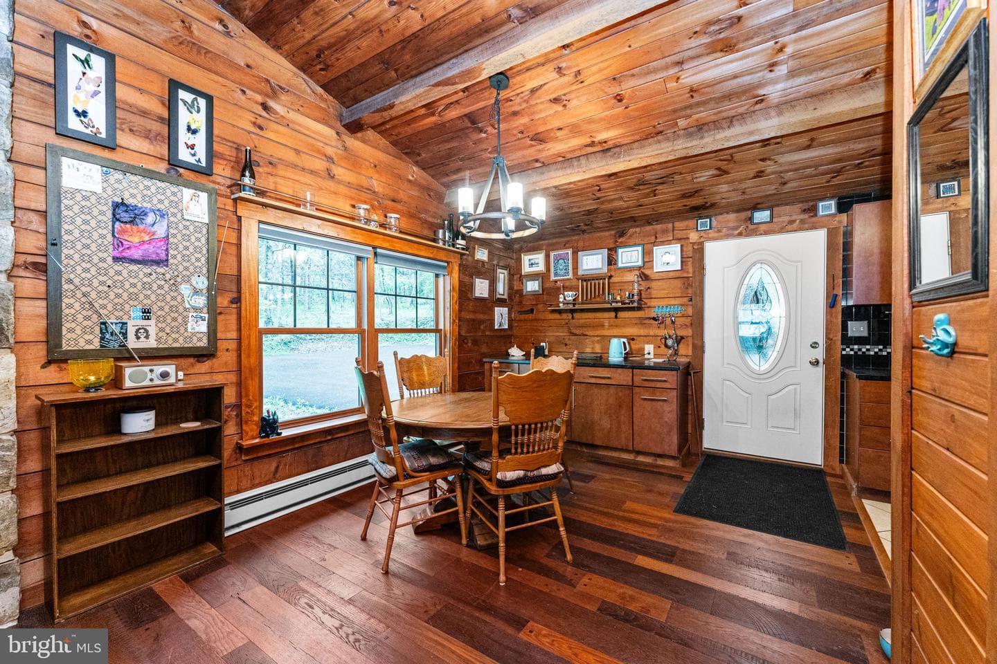 209 Township Line Road photo 9