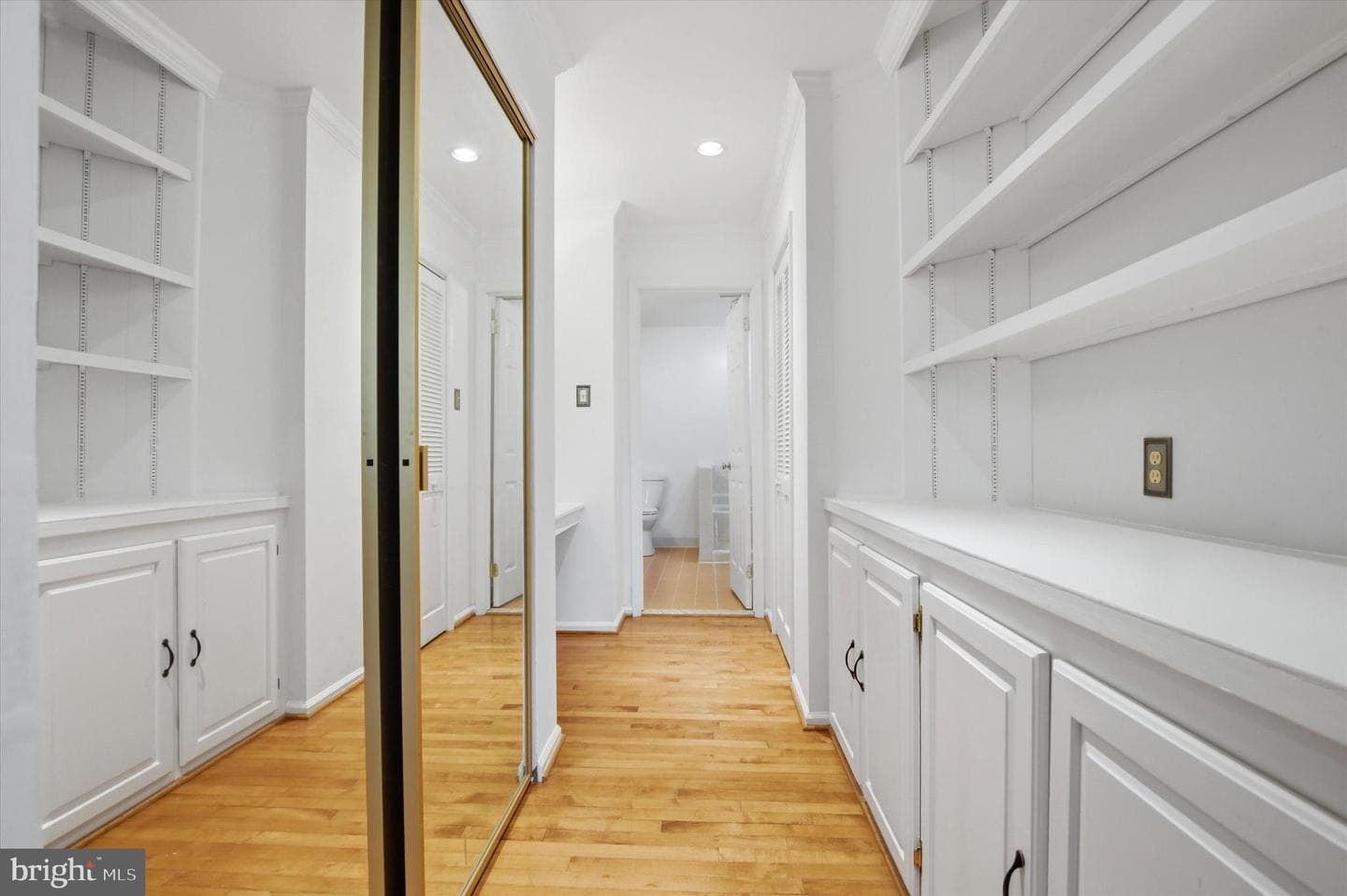 61 Harlow Circle photo 15