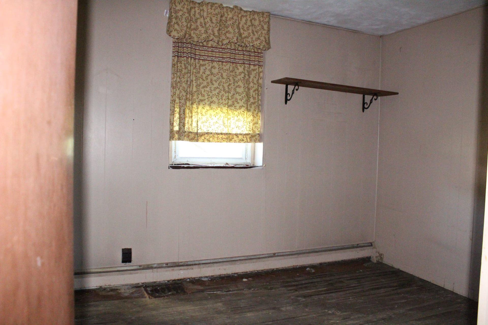 1462 N Gravel Pike photo 5