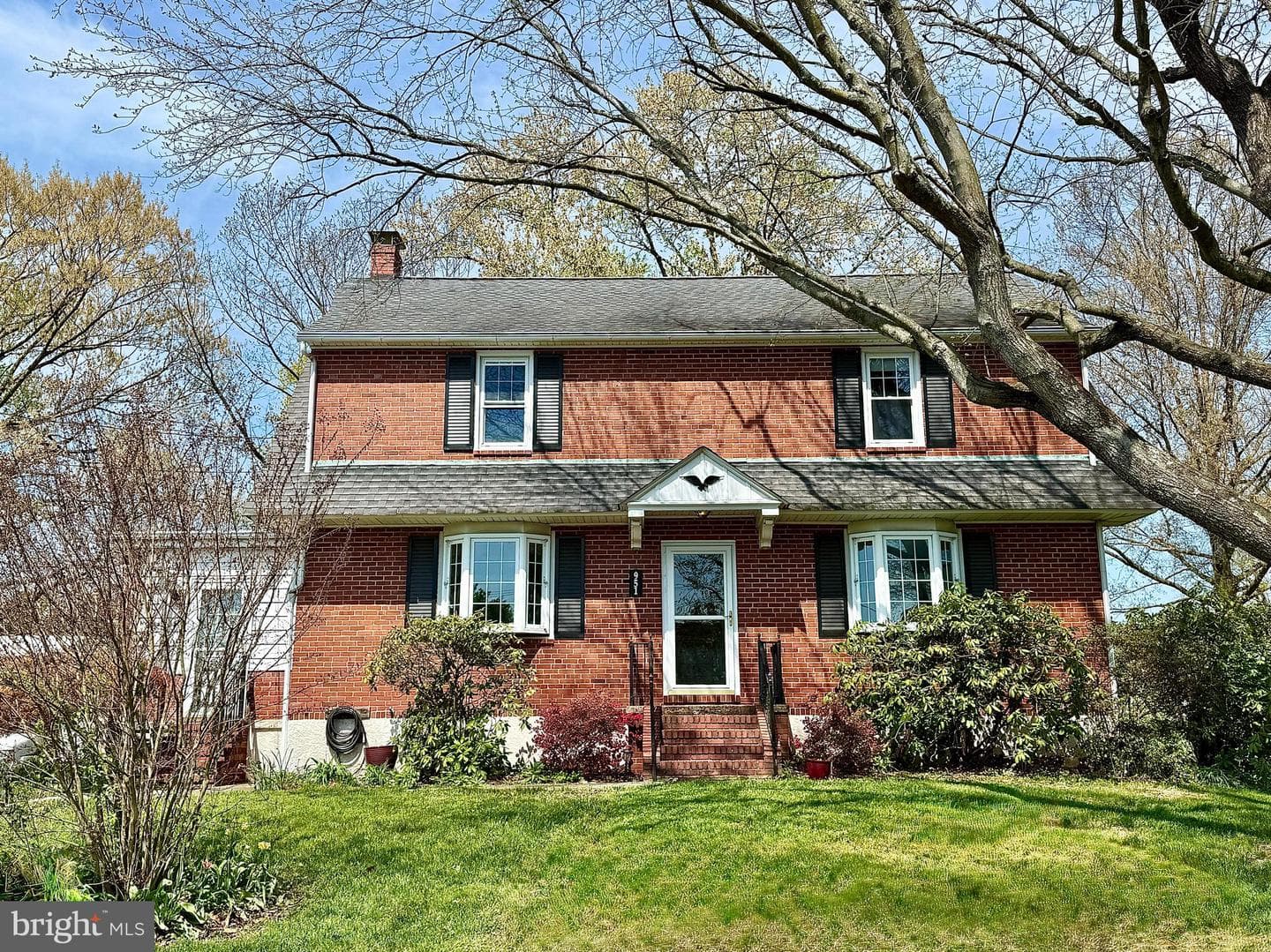951 Grosstown photo 2