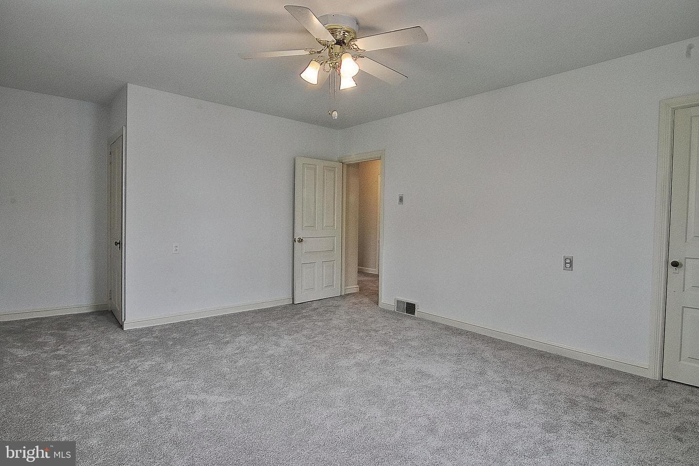951 Grosstown photo 23