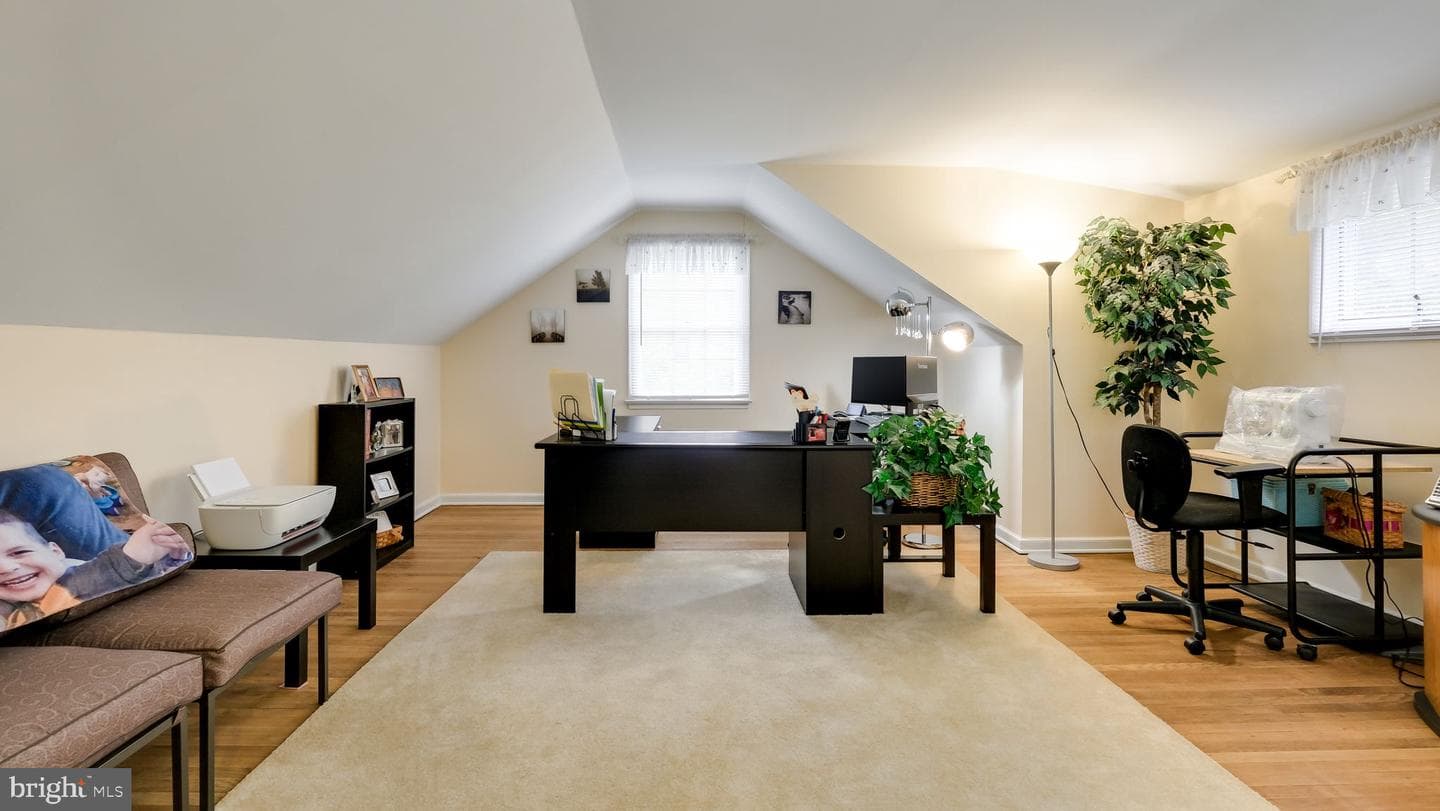 405 Toland Drive photo 27