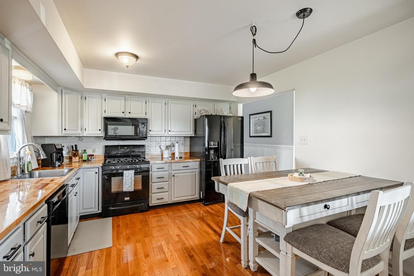 149 Winding Way photo 13