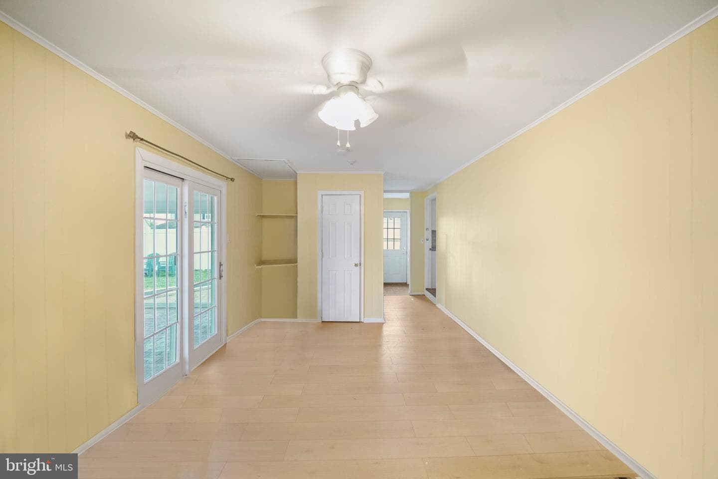 2830 Elliott Avenue photo 29