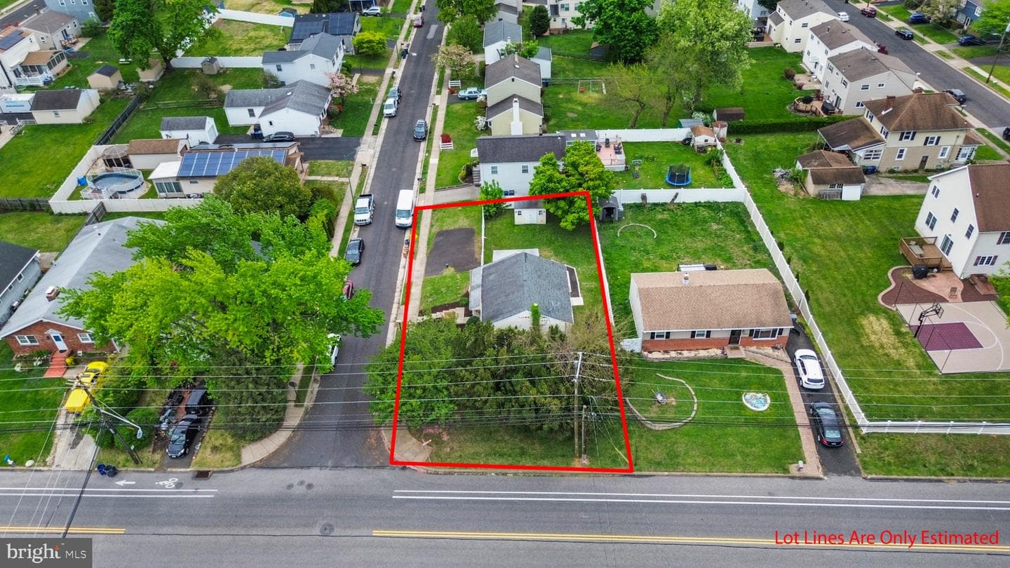 2830 Elliott Avenue photo 40