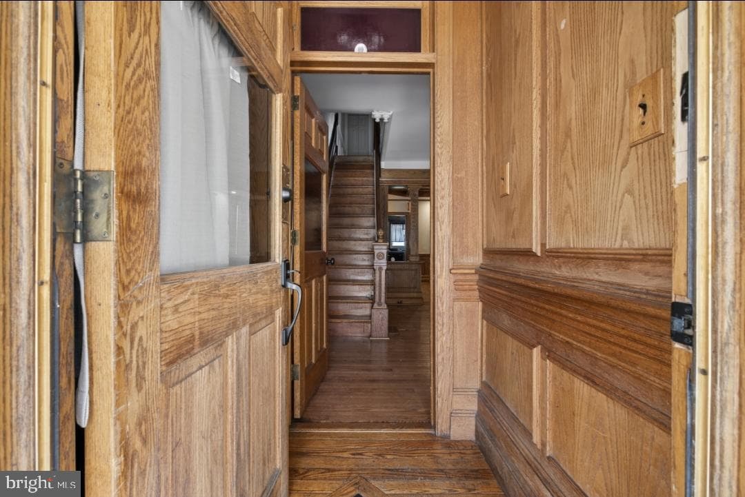 729 Haws Avenue photo 3