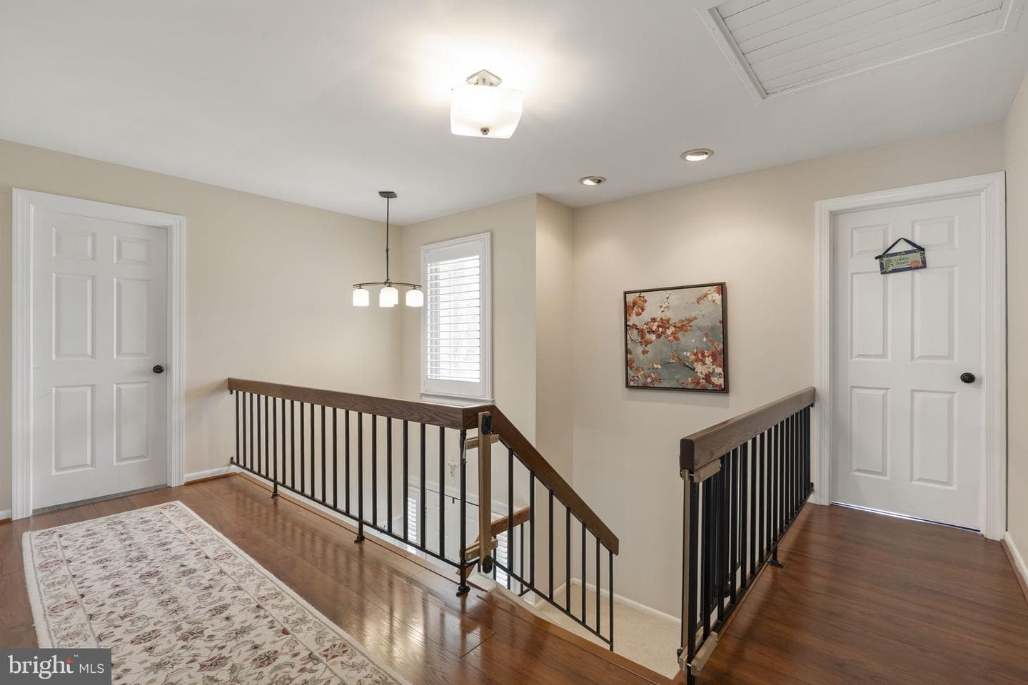 862 Village Circle photo 25