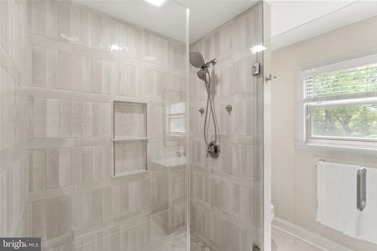 862 Village Circle photo 31