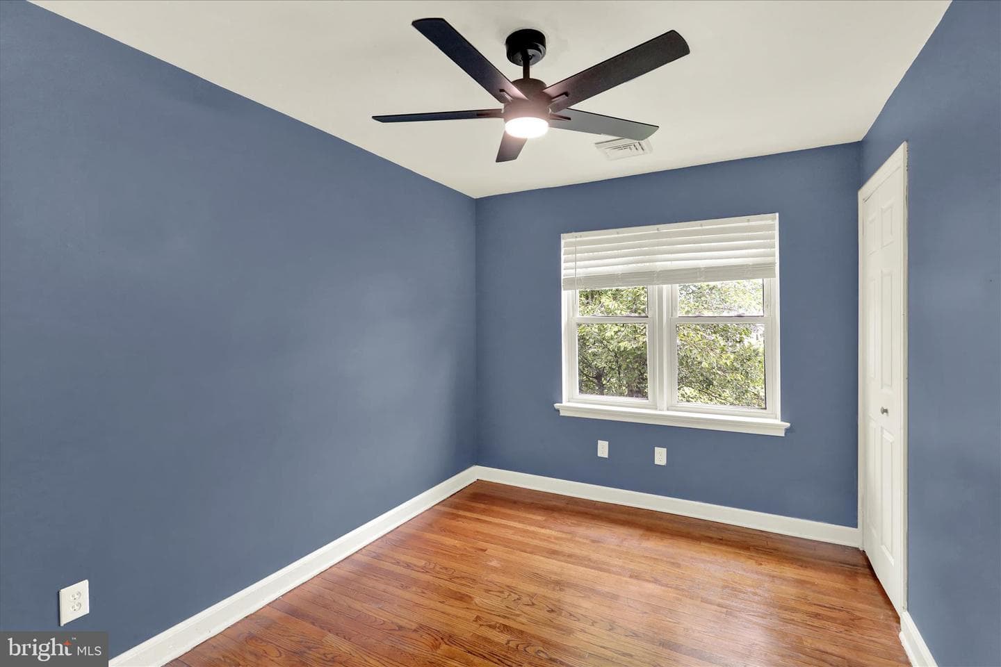 434 E Moyer Road photo 18