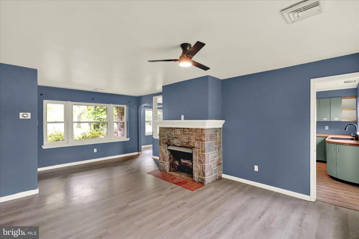 434 E Moyer Road photo 8