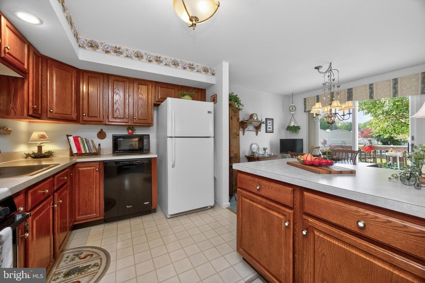 142 Bartlett Court photo 20