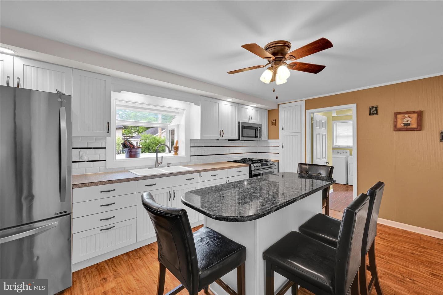 1541 Chalk Avenue photo 10