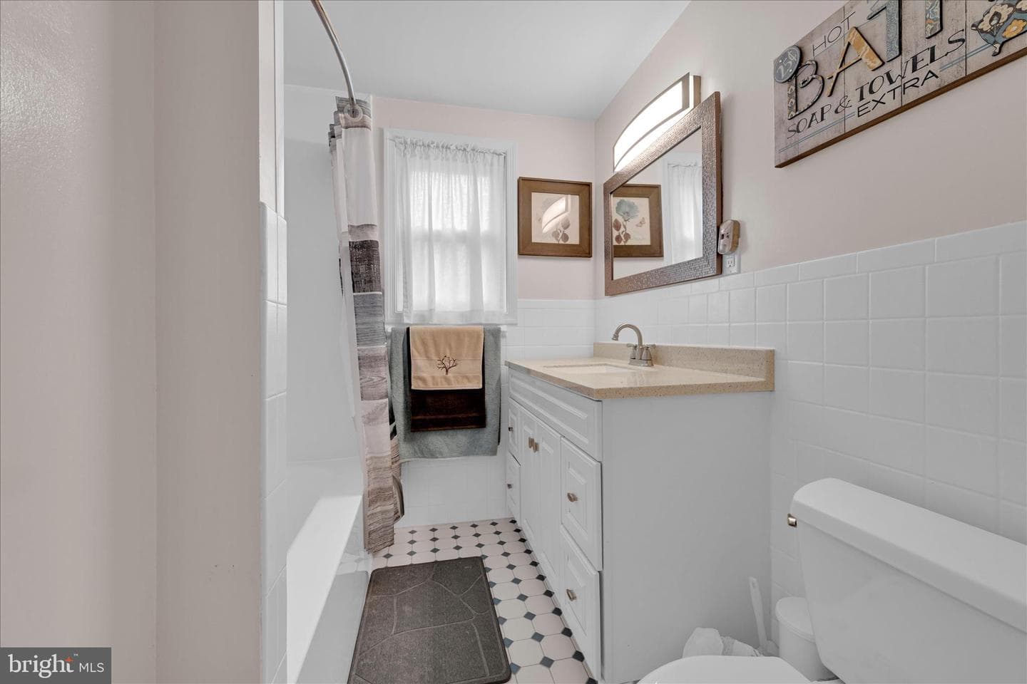 1541 Chalk Avenue photo 23