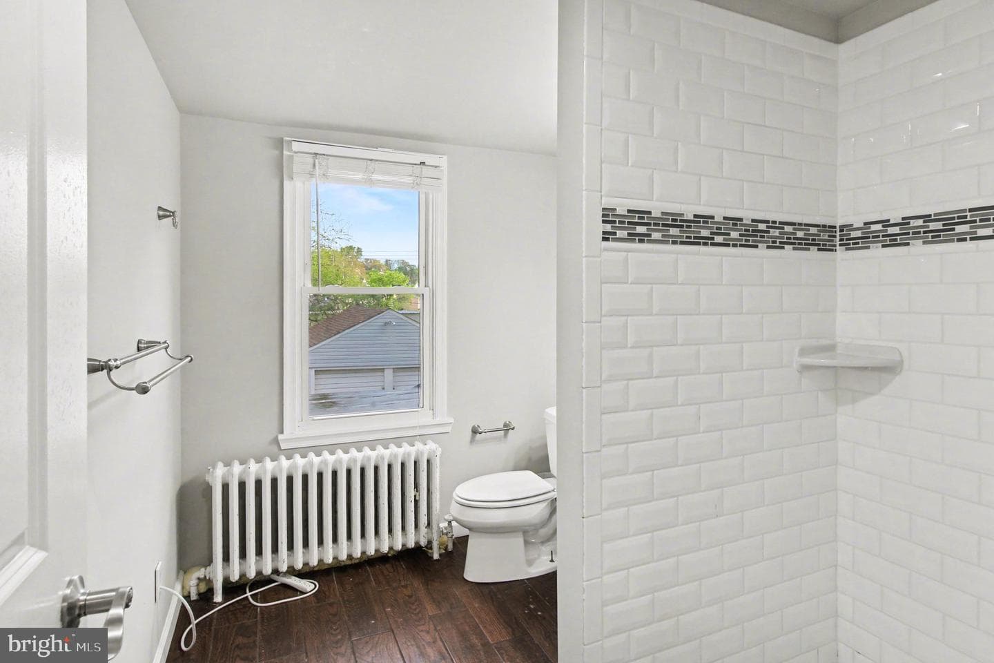 511 East Avenue photo 22