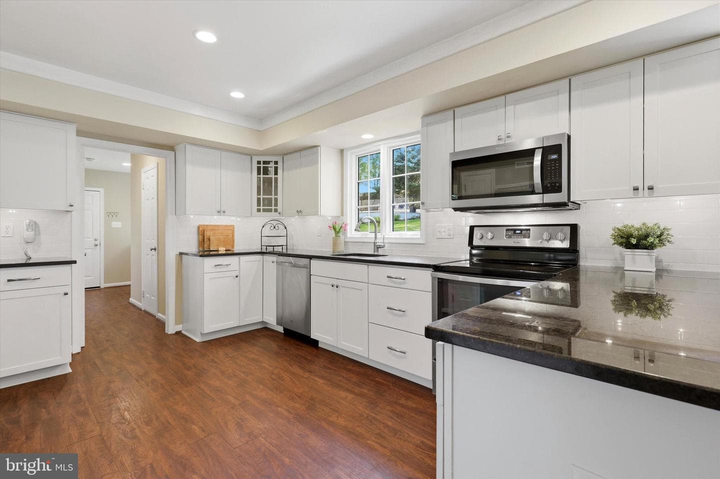 1089 Broadview Road photo 15