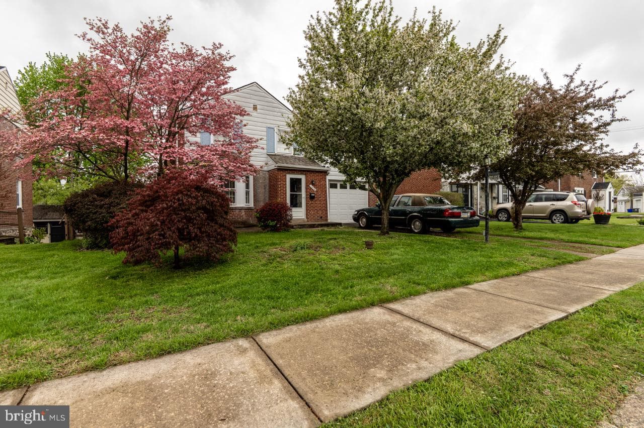 1414 Sunset Drive
