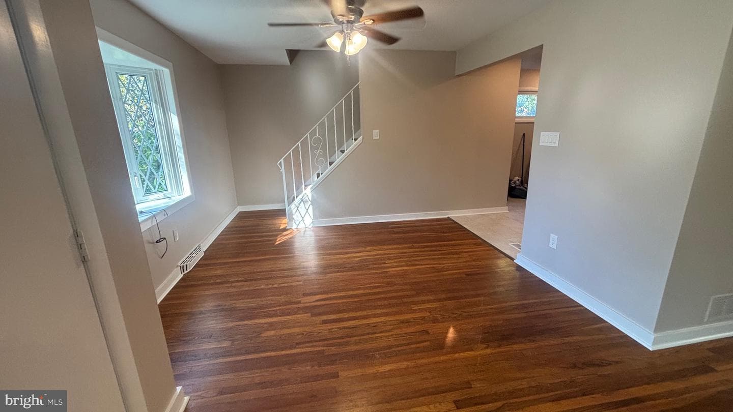1809 Lukens Avenue photo 3