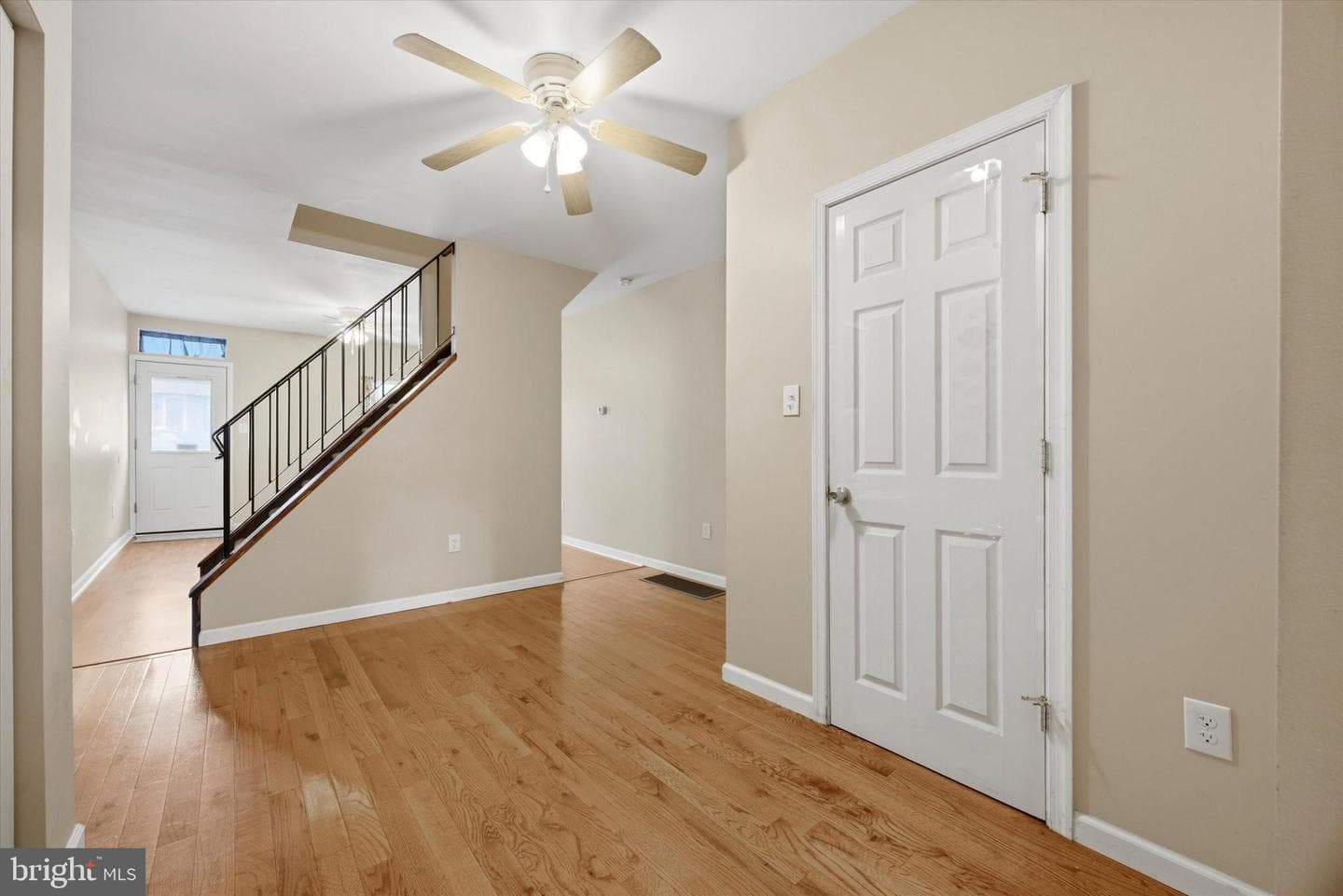 505 Spring Mill Avenue photo 9