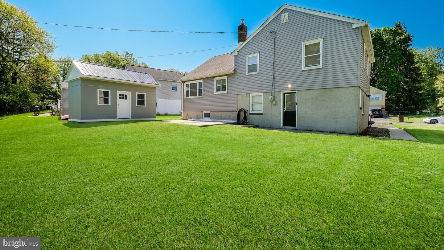 505 Wellington Road photo 28