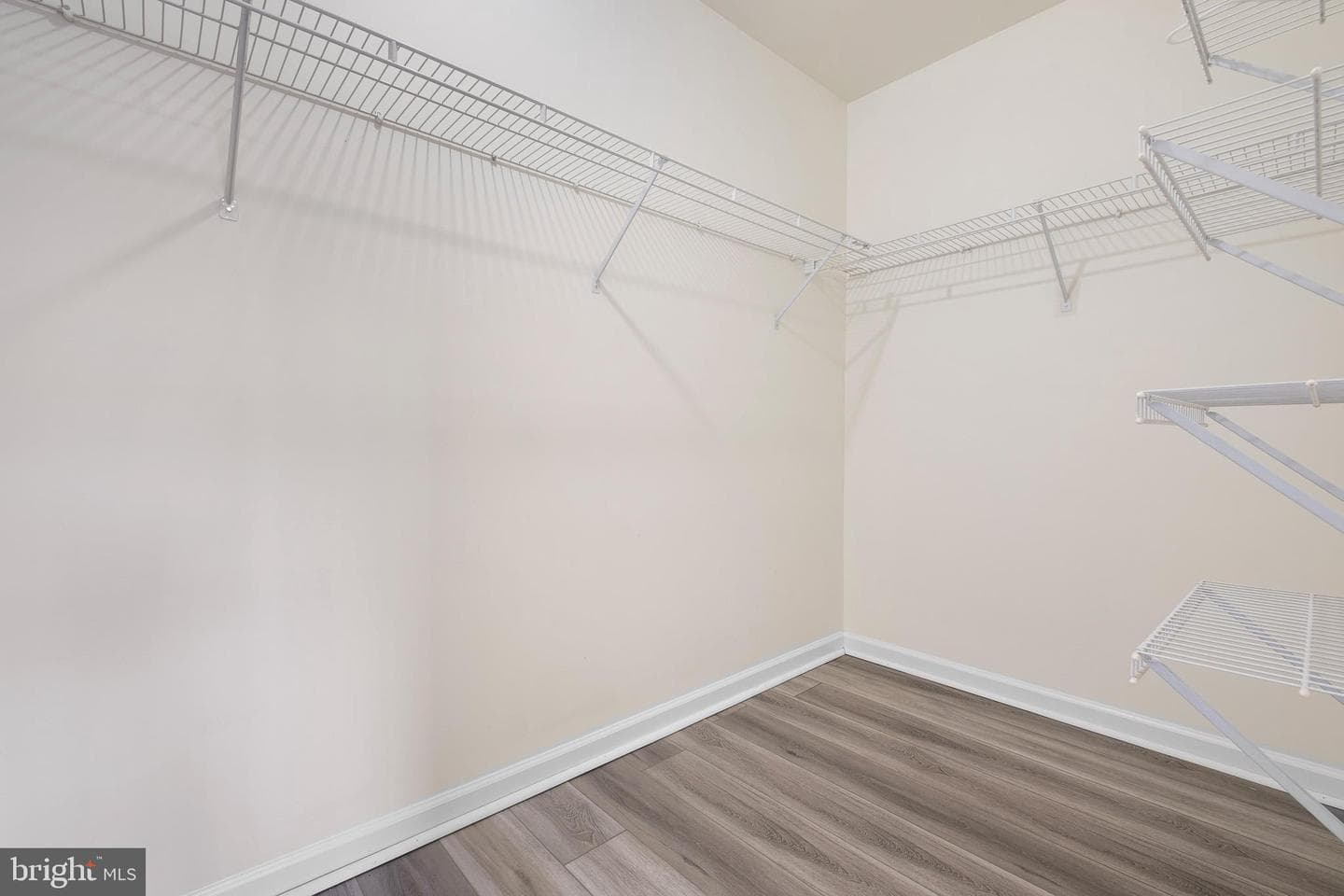 329 Glenn Rose Circle photo 15