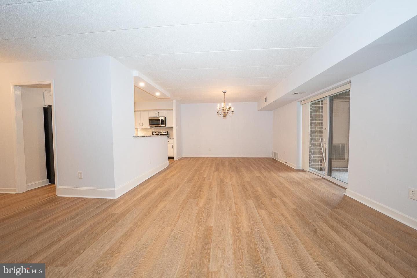 1219 W Wynnewood Road #208 photo 21