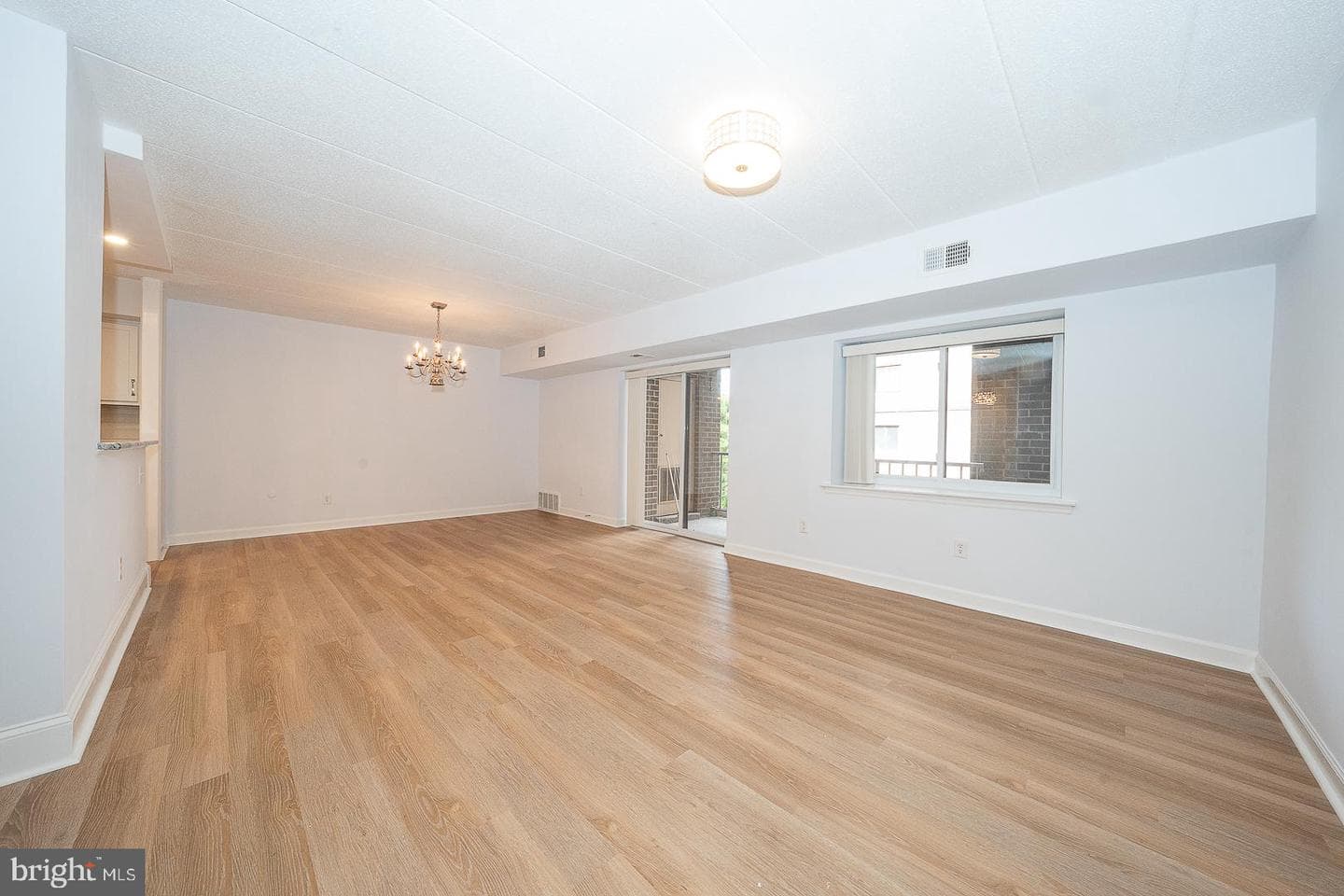 1219 W Wynnewood Road #208 photo 22
