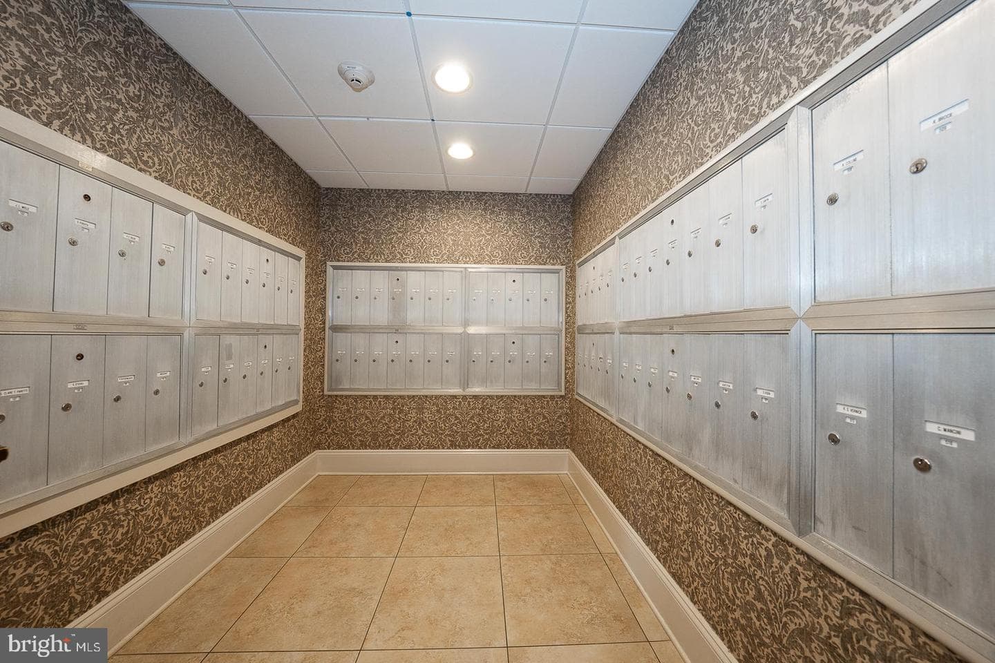 1219 W Wynnewood Road #208 photo 50