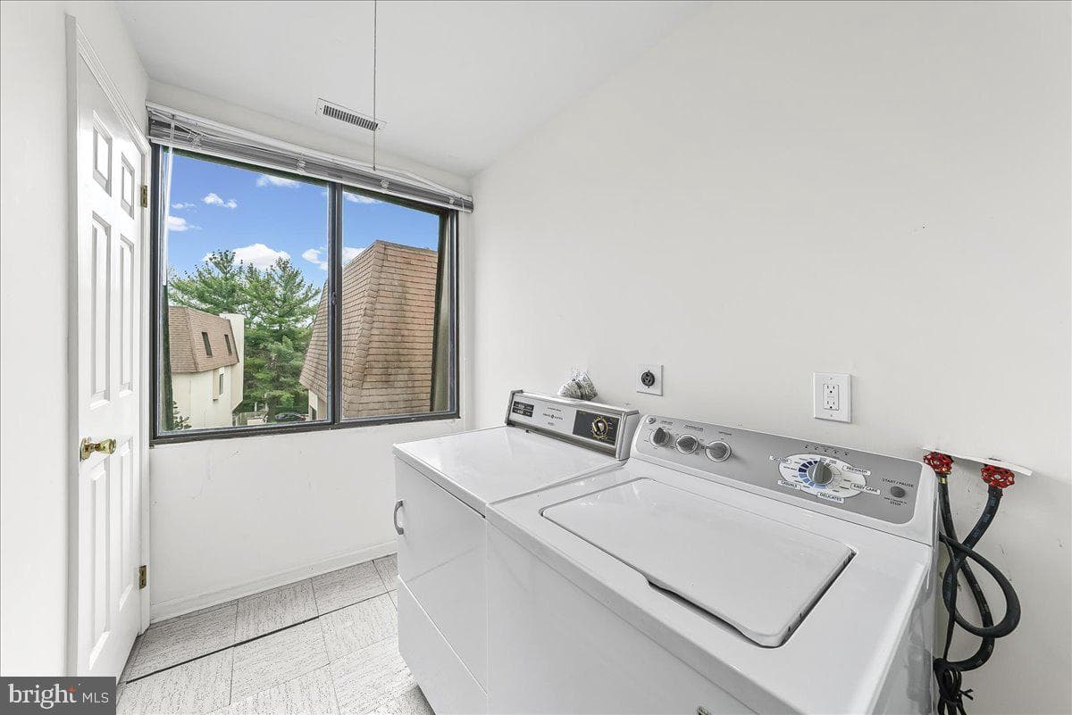 100 Llanalew Road #3c photo 27