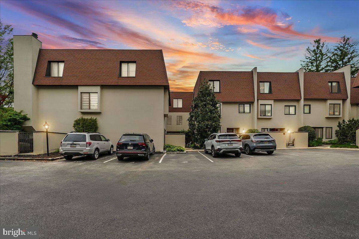 100 Llanalew Road #3c photo 30