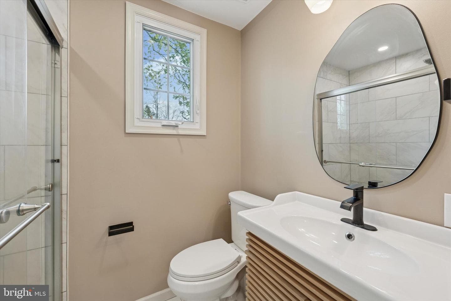 2513 Butler Pike photo 9