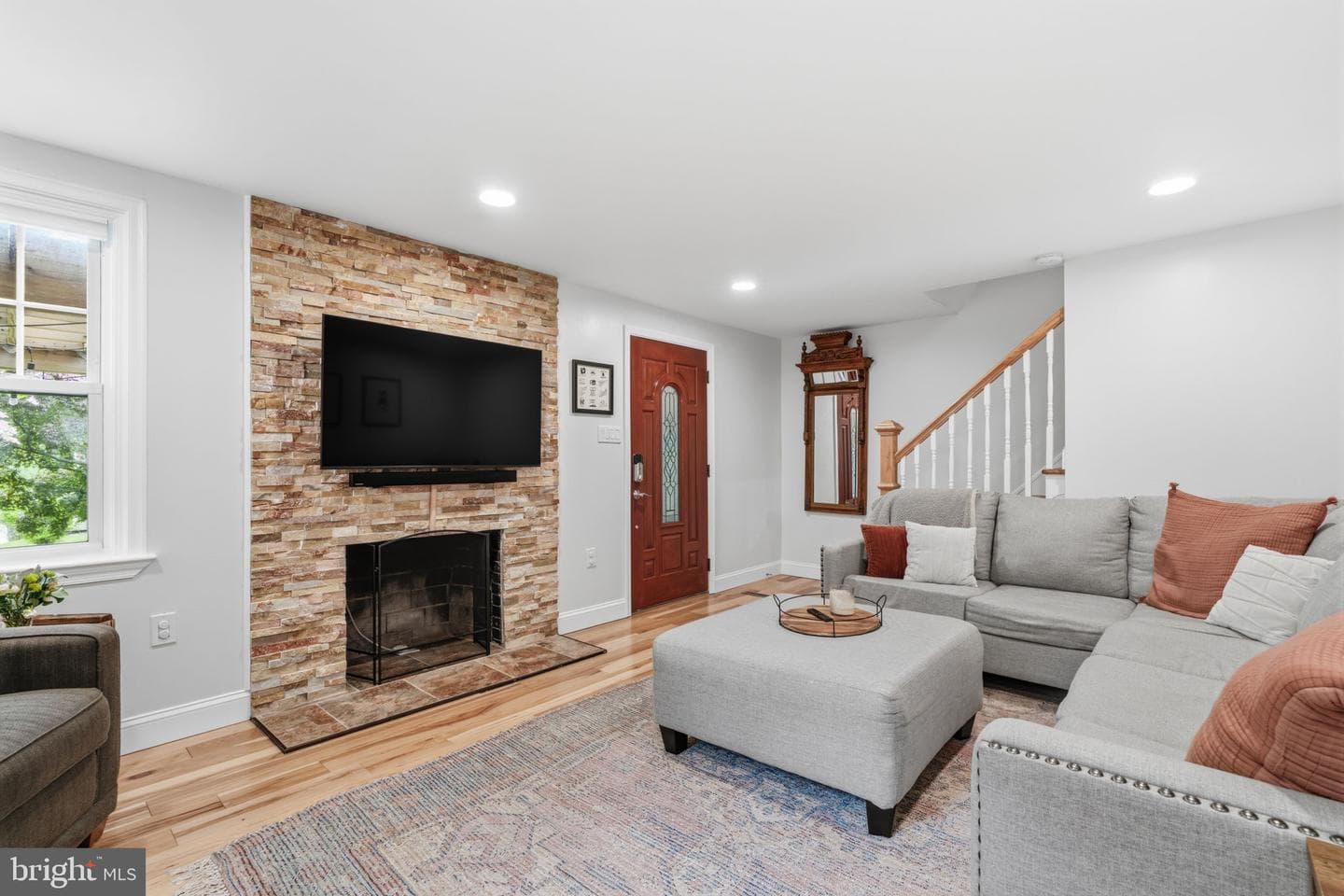 1267 Huntingdon Road photo 5