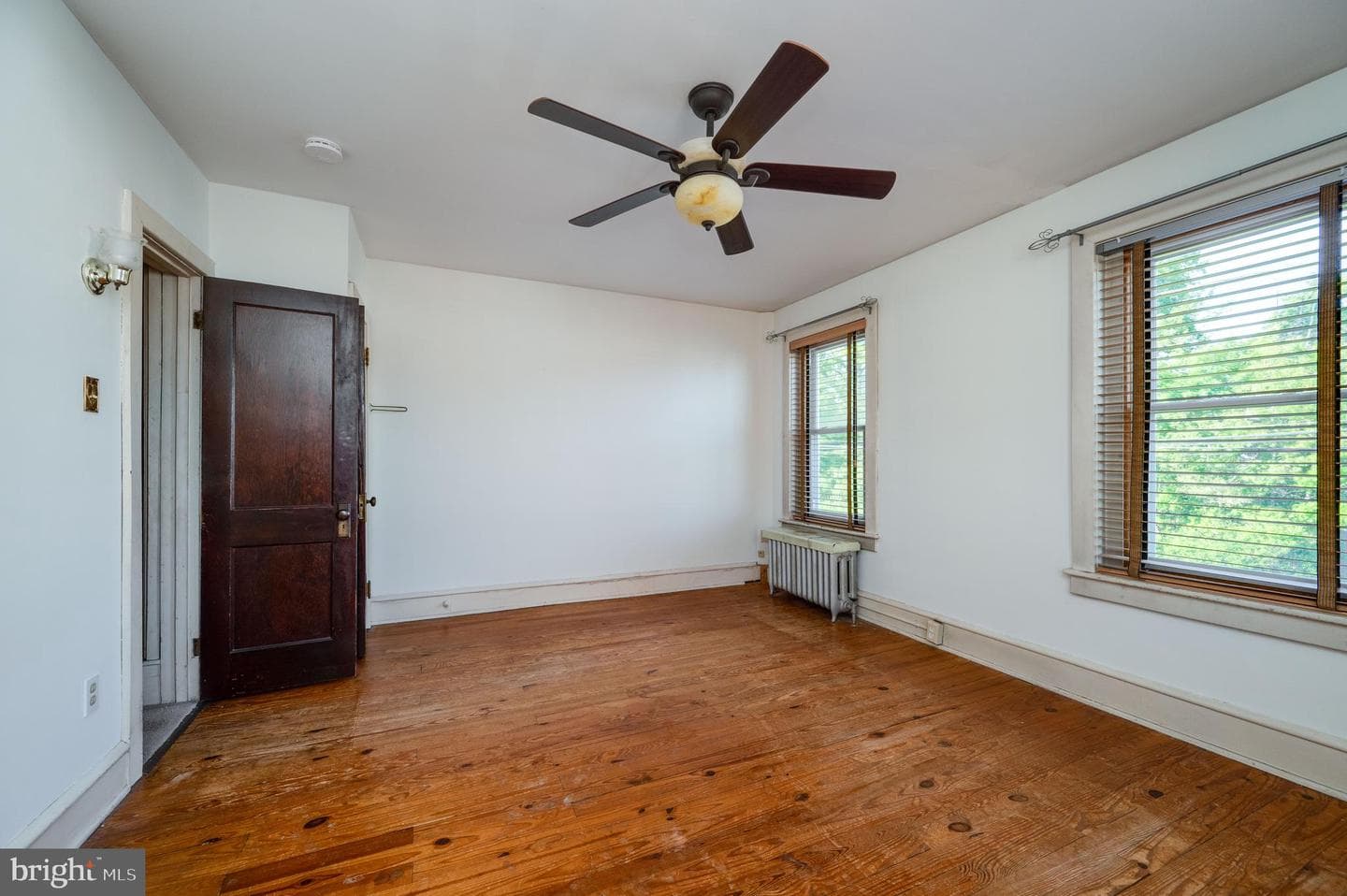 591 Dotts Street photo 30