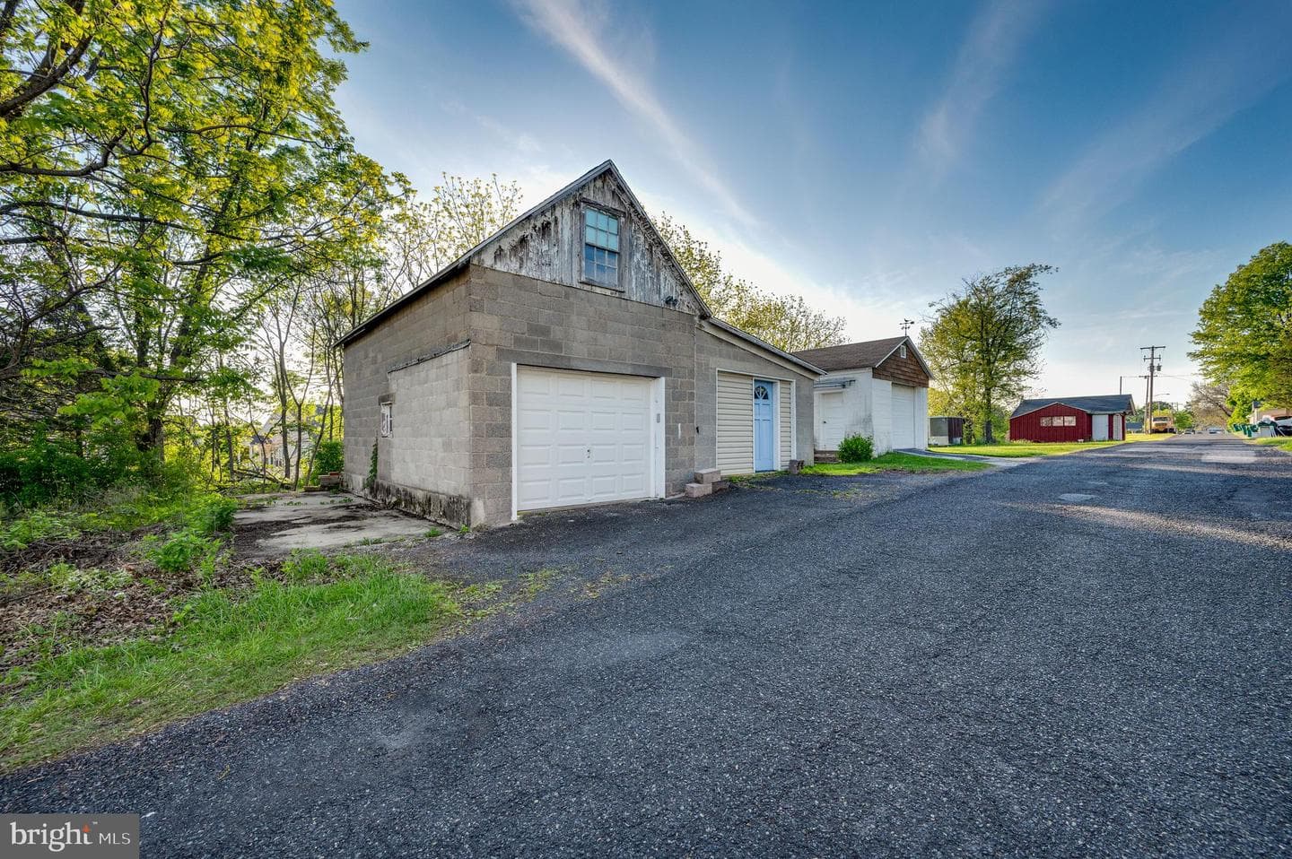 591 Dotts Street photo 44