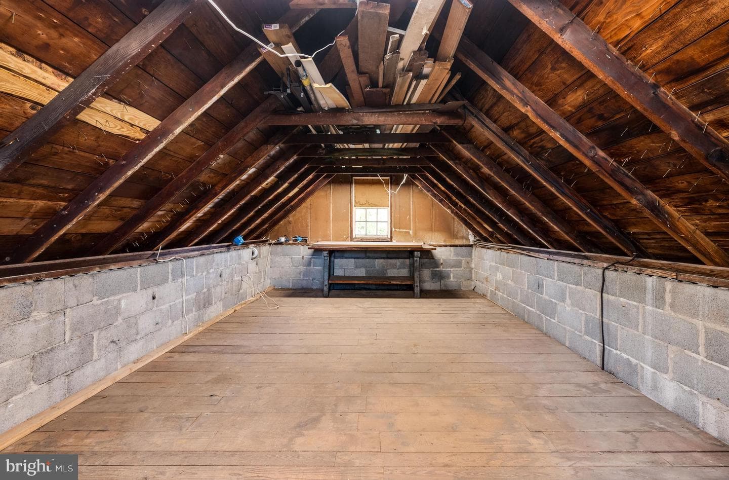 591 Dotts Street photo 48