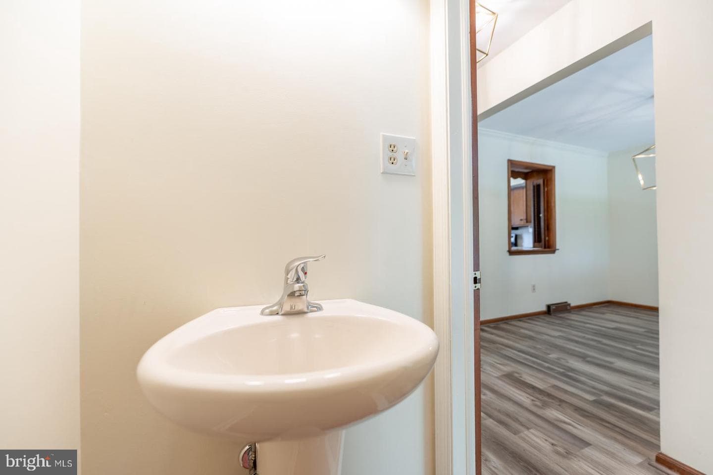 181 Roboda Boulevard photo 22