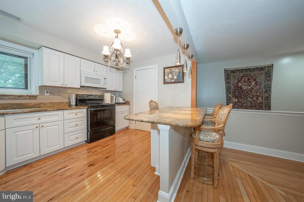 1750 Oakwood Terrace #16-I photo 4