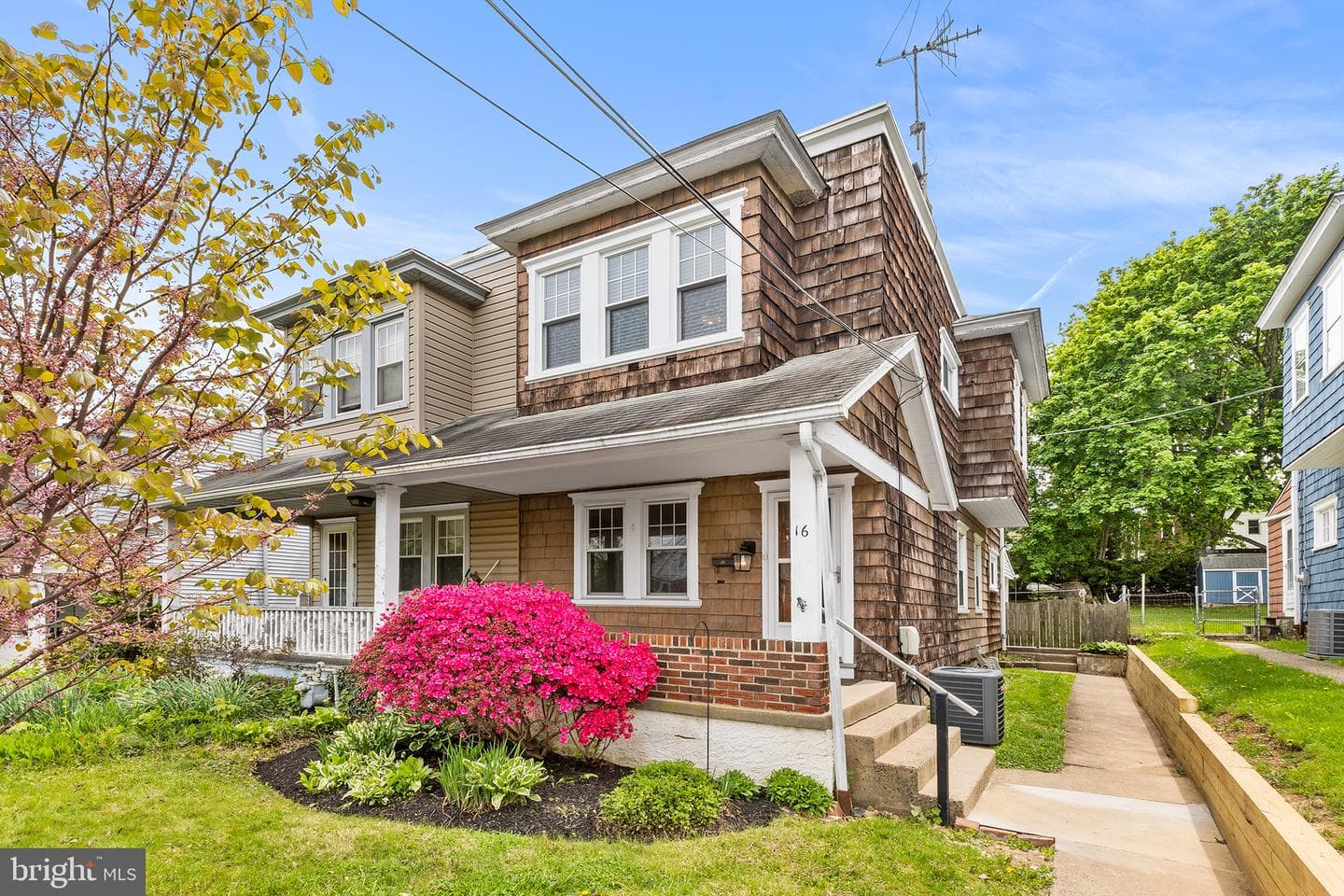 16 North Avenue