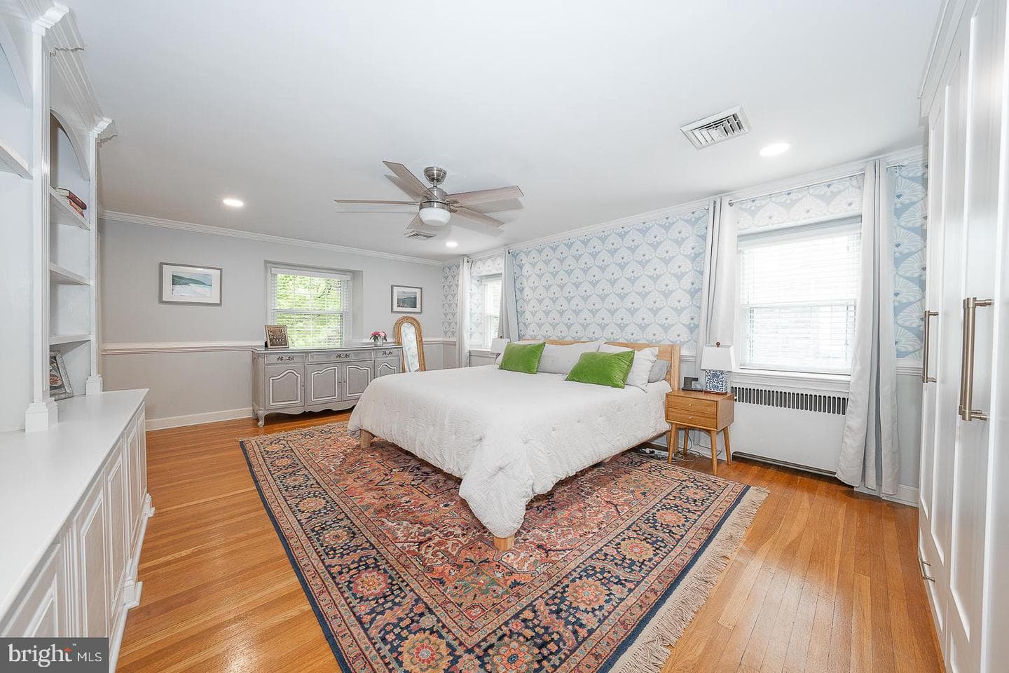 722 Argyle Road photo 45