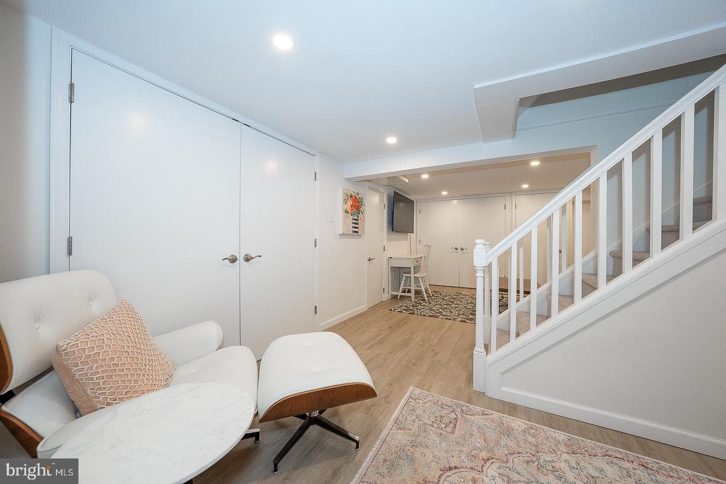 722 Argyle Road photo 59
