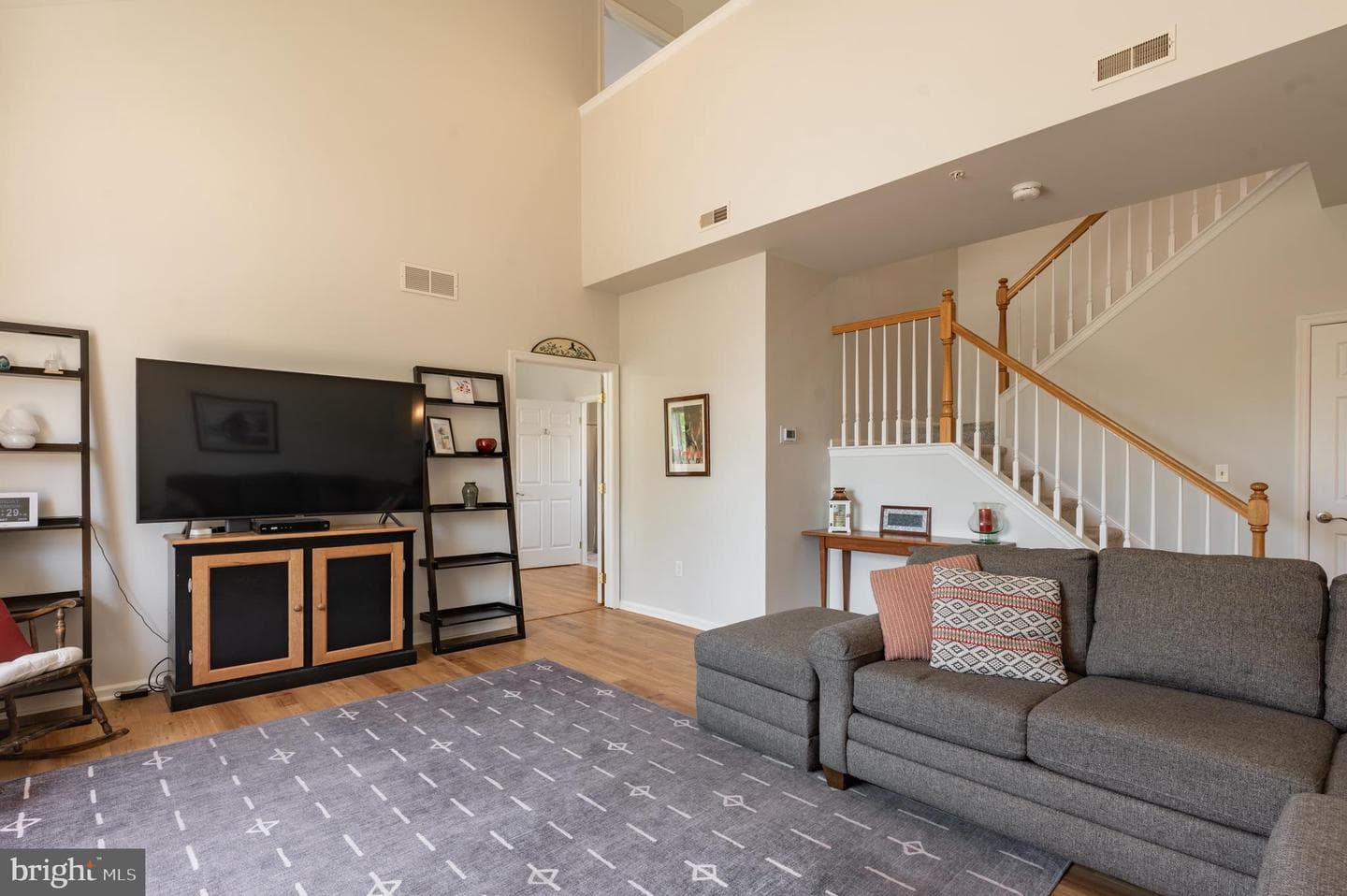58 Stuart Drive photo 10